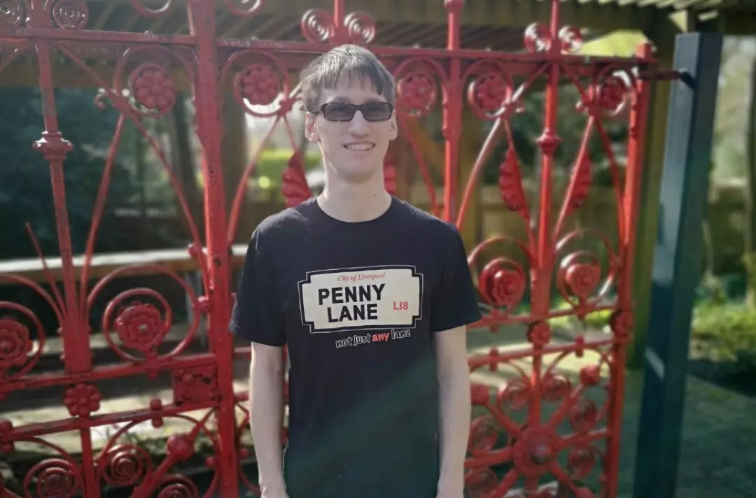 Adam, a Steps volunteer