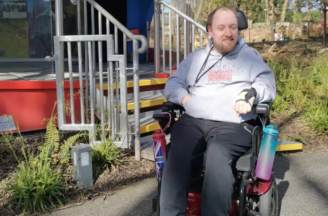 Brendan, a Steps volunteer